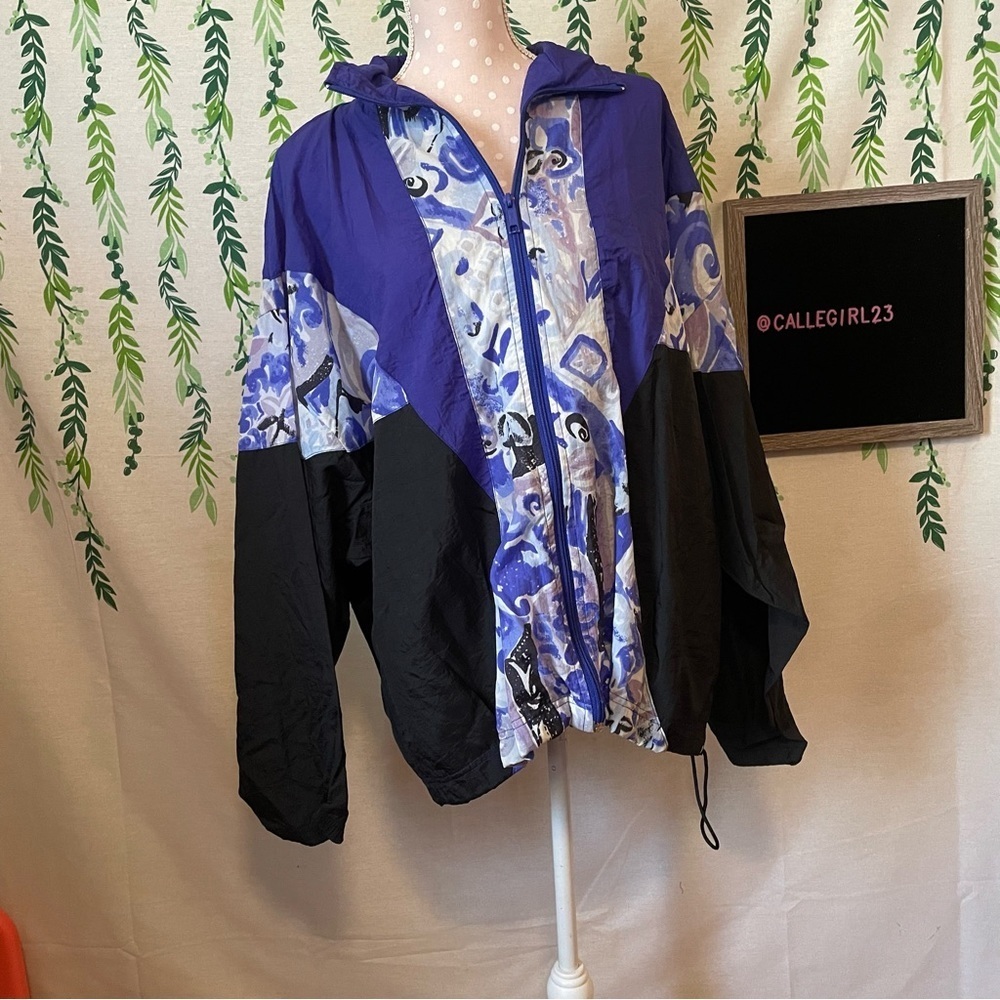 Size XL Reebok Purple Floral Print Windbreaker A2
